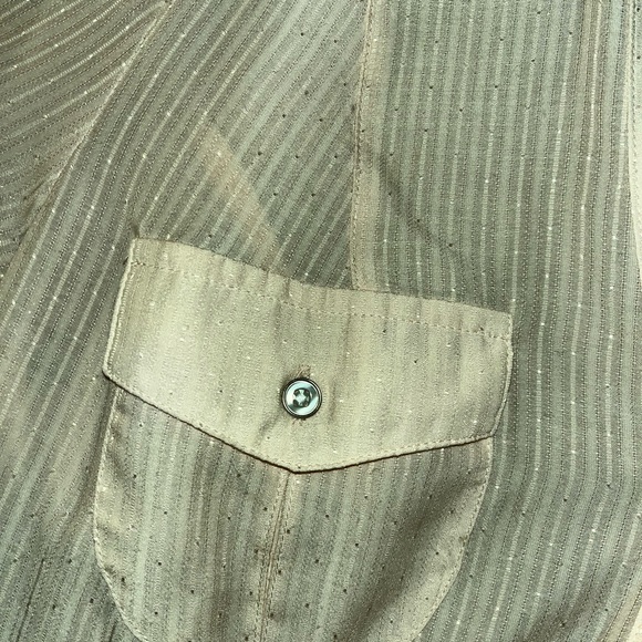 Express short sleeve button down - Picture 2 of 4